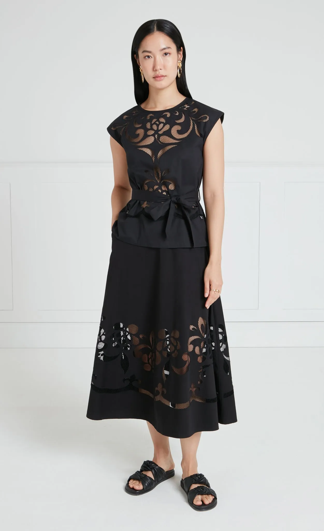 Nelle Sleeveless Top - Black