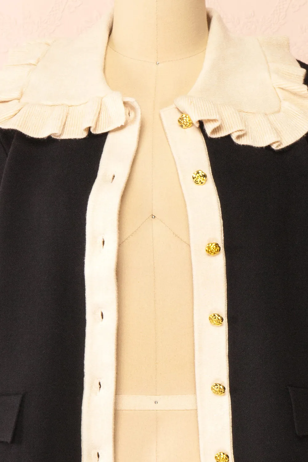 Odilia | Black Cardigan w/ Cream Peterpan Collar