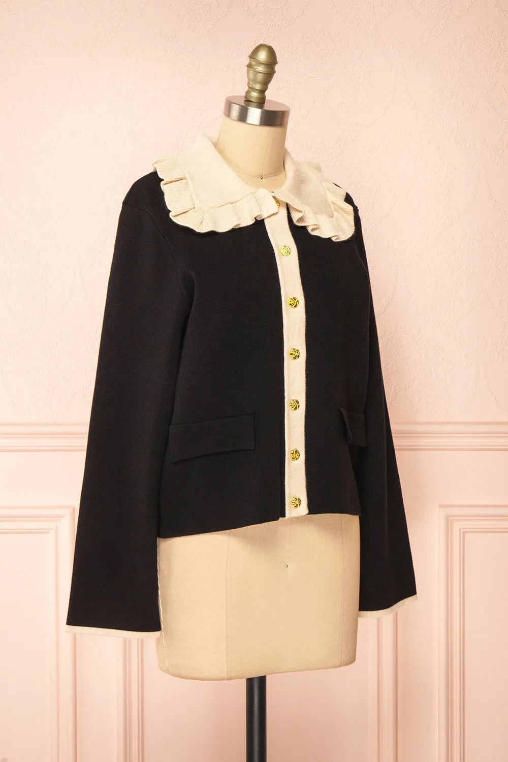 Odilia | Black Cardigan w/ Cream Peterpan Collar