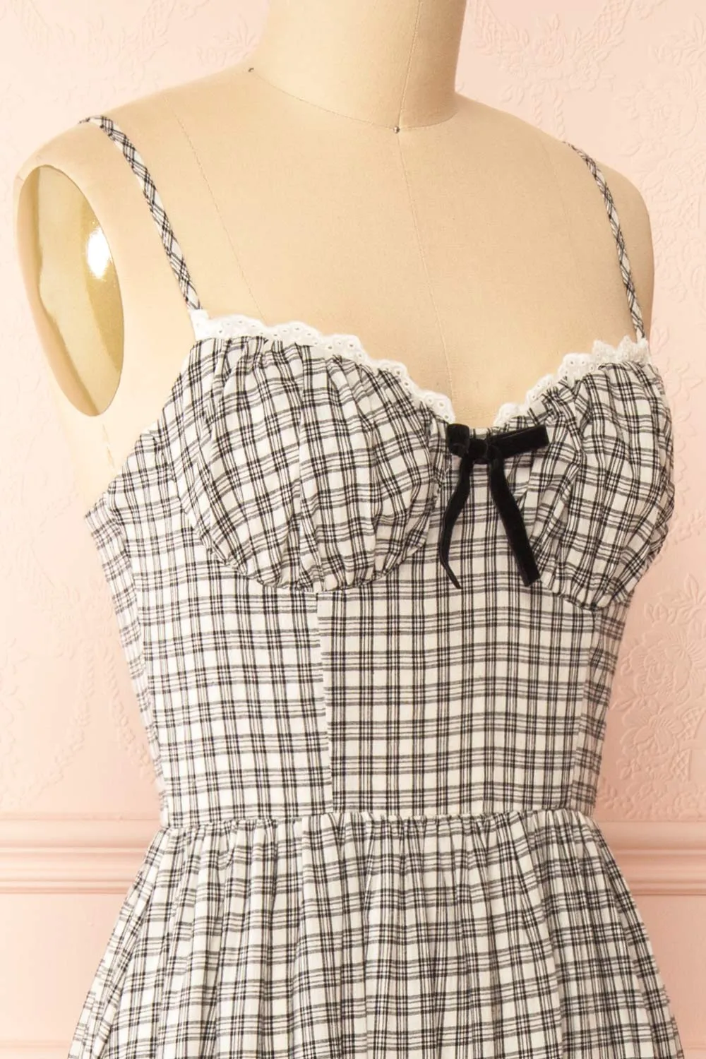 Ovila | Long Plaid Dress w/ Bow