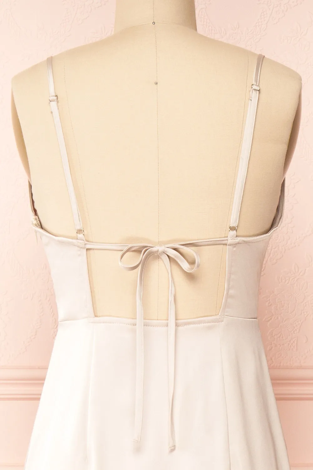 Patricia Champagne | Backless Dress w/ Ruffles