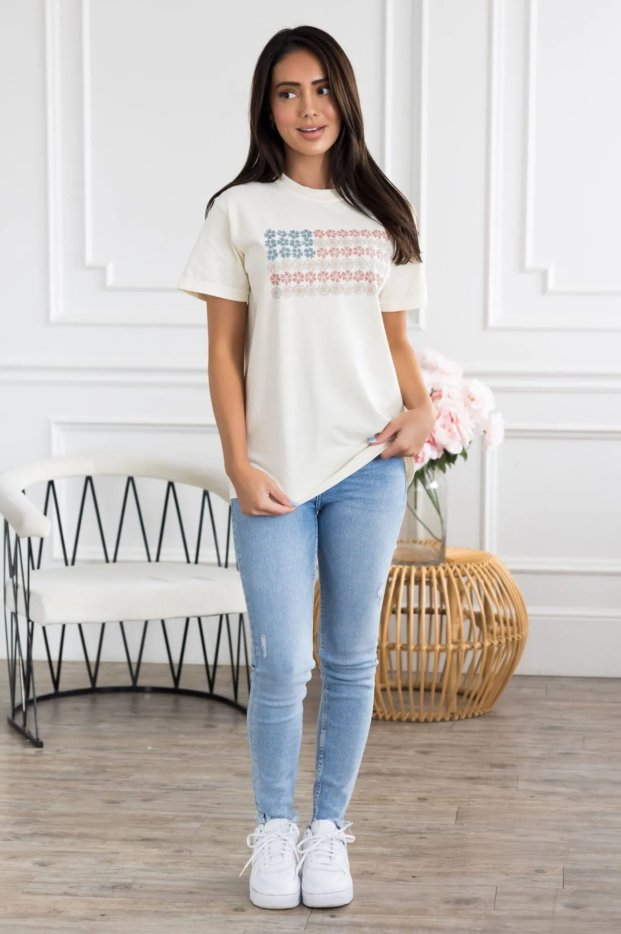 Patriotic Daisy Flag Tee