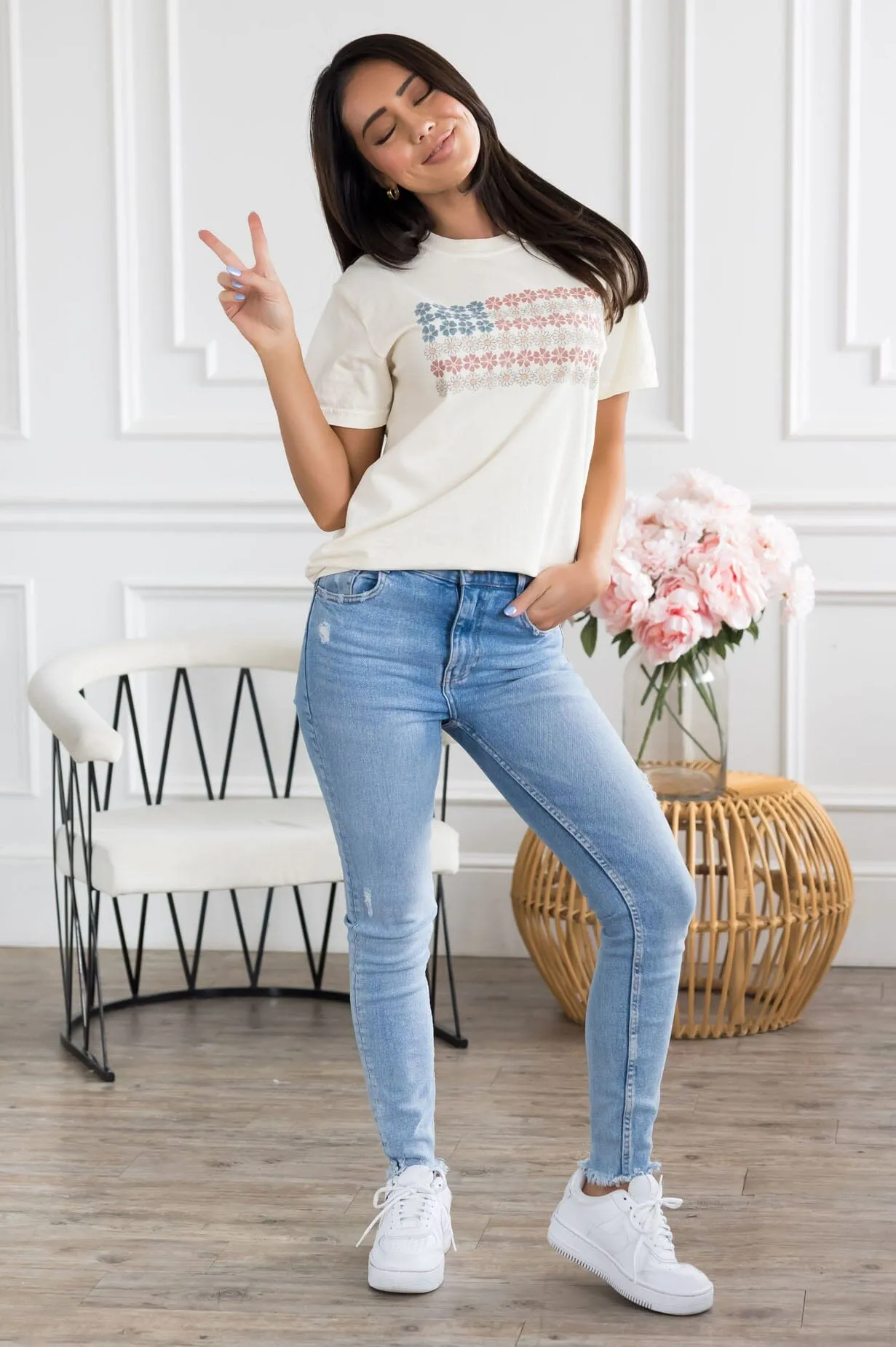 Patriotic Daisy Flag Tee