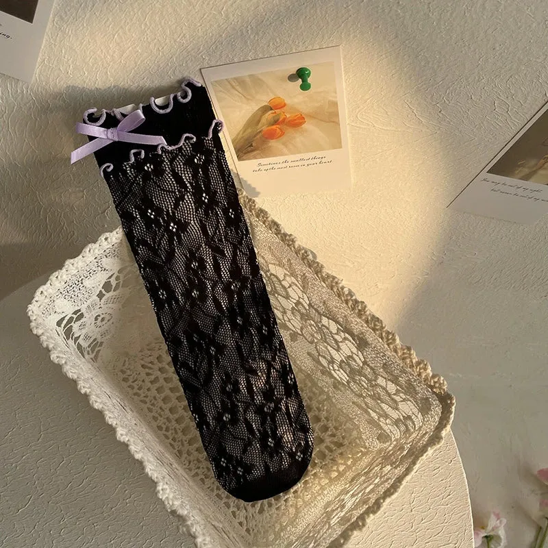 Ruffled Edge Lace Socks