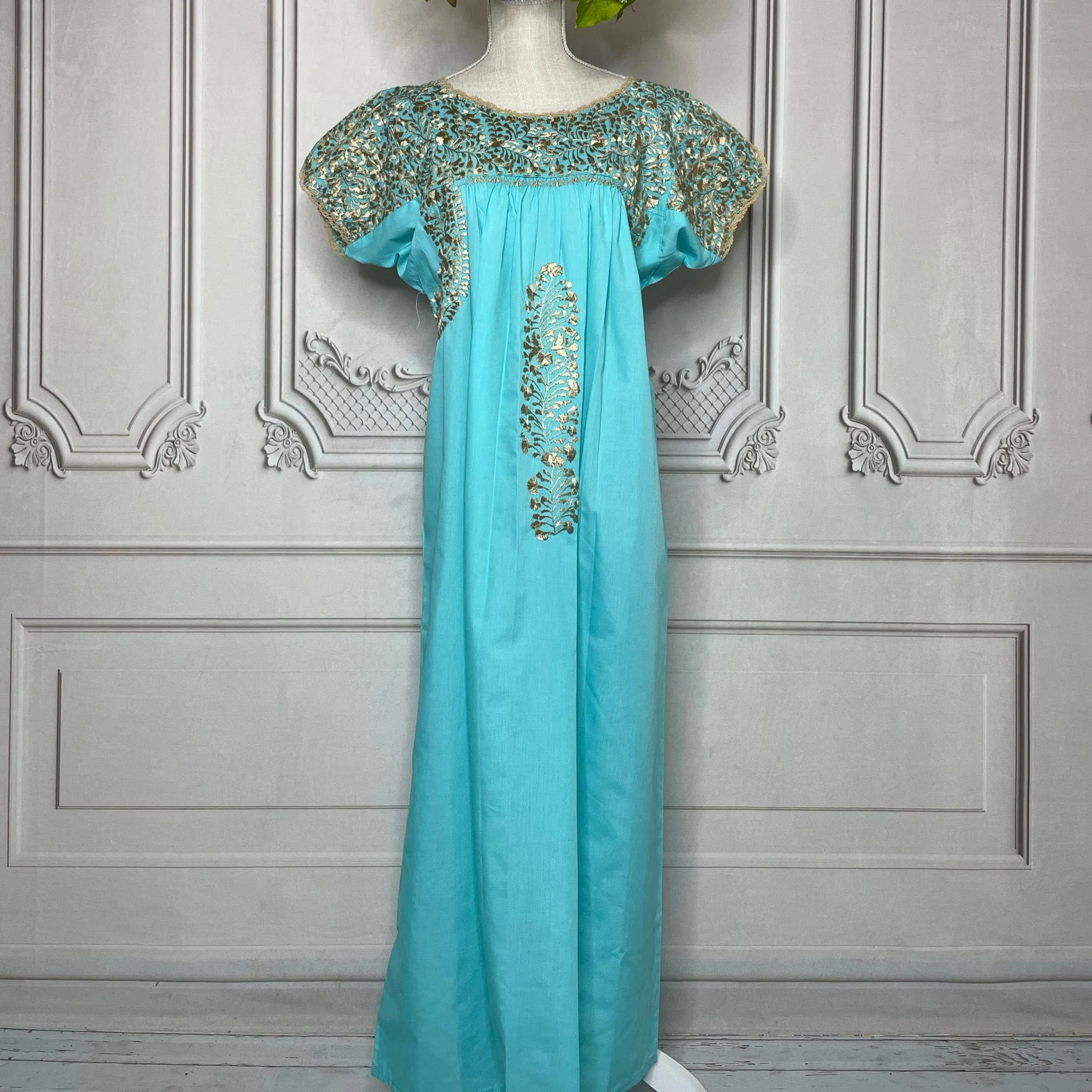 San Antonino Gala Dress - Long Gold