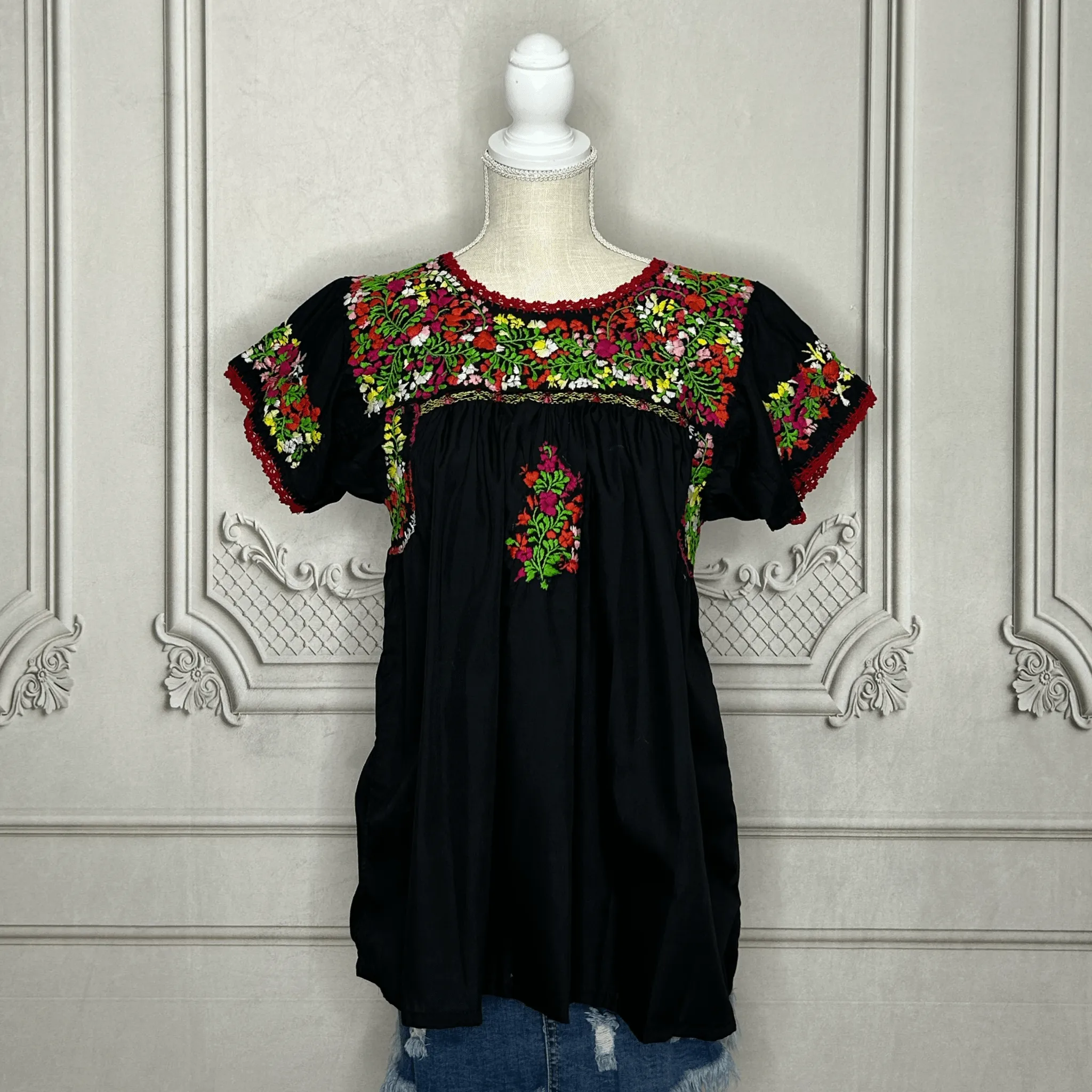 San Antonino Short Sleeve Blouse - El Jardin Cotton Embroidery