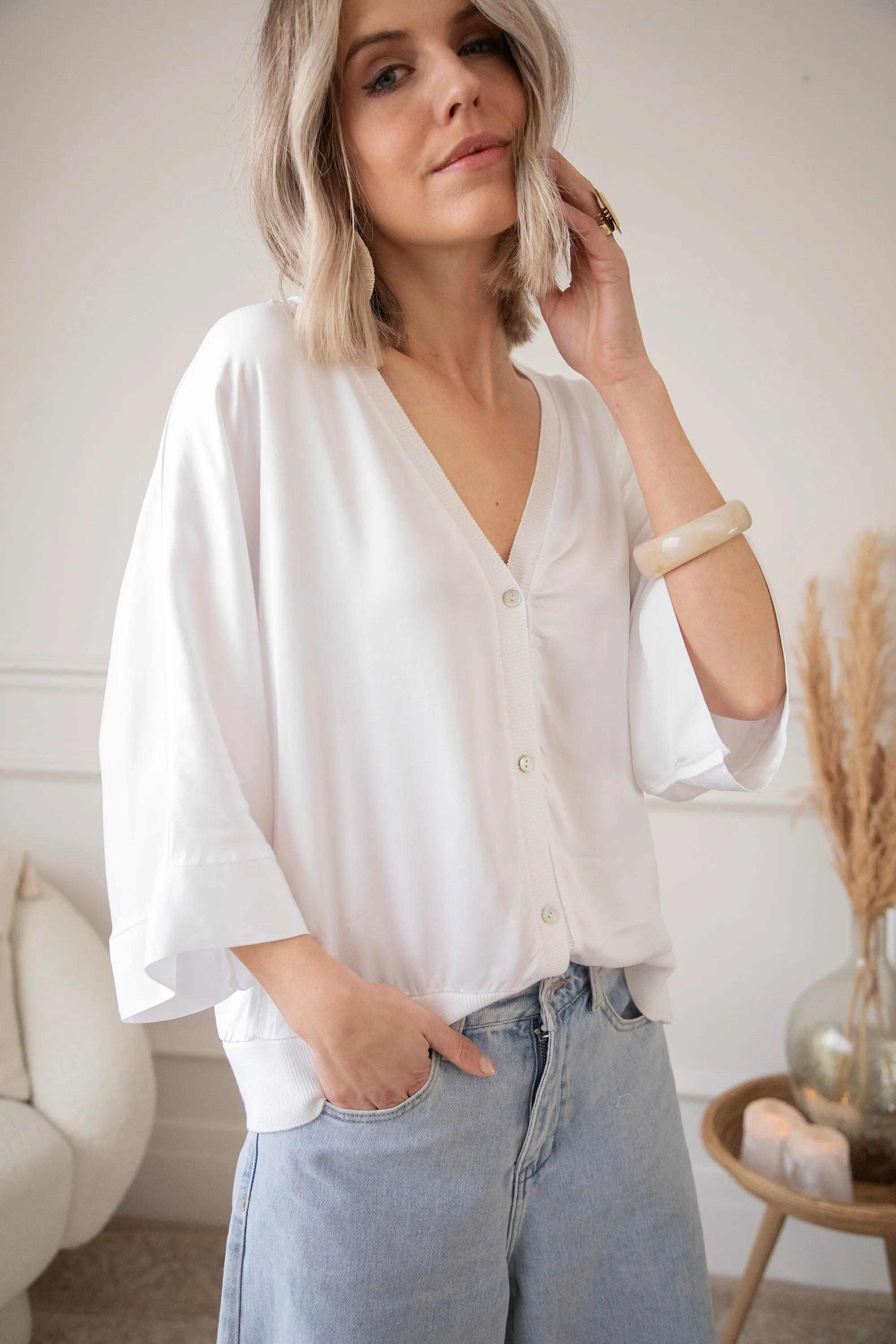 Satiny Lou White - Blouse