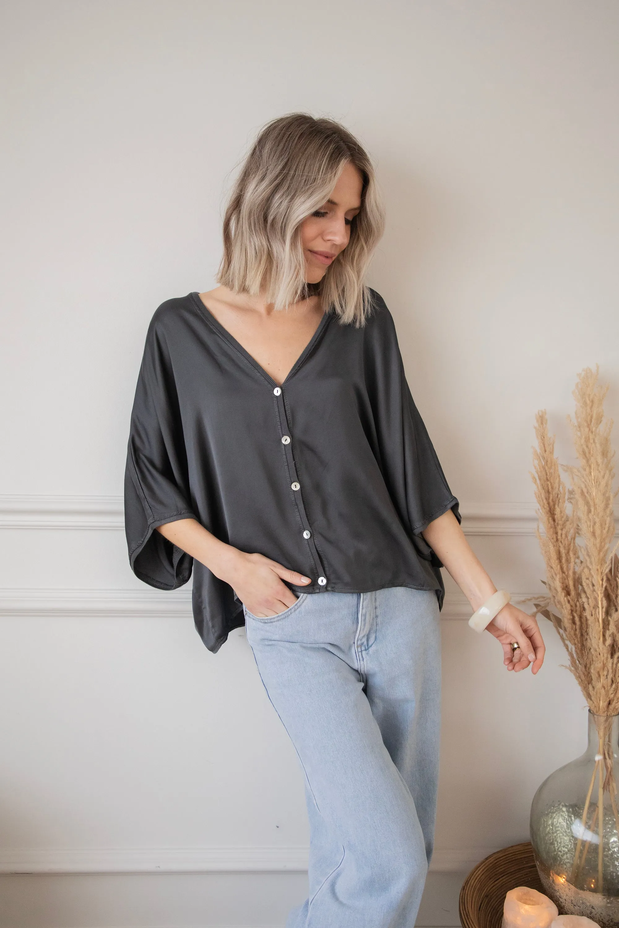 Satiny Sue Black - Blouse