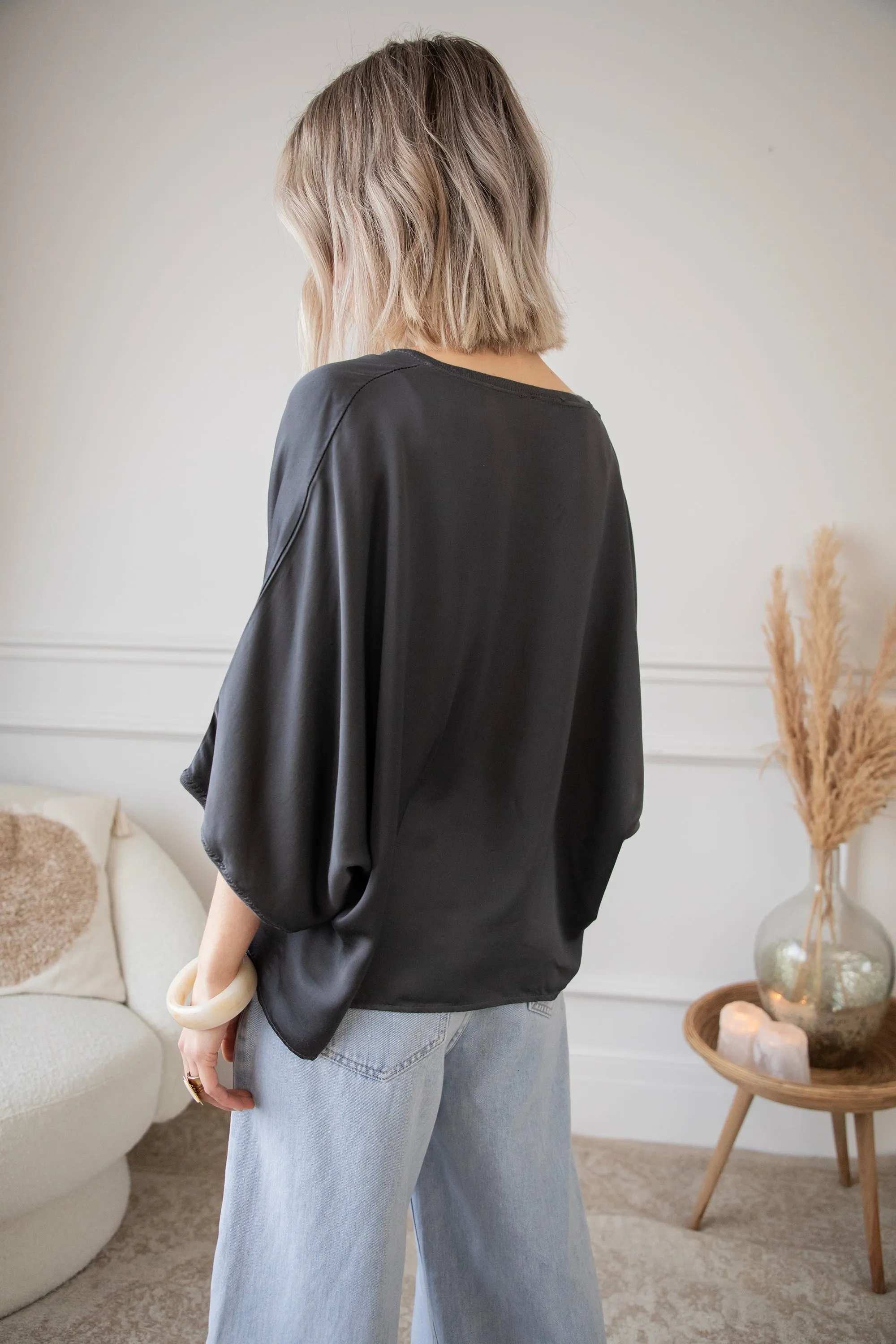 Satiny Sue Black - Blouse