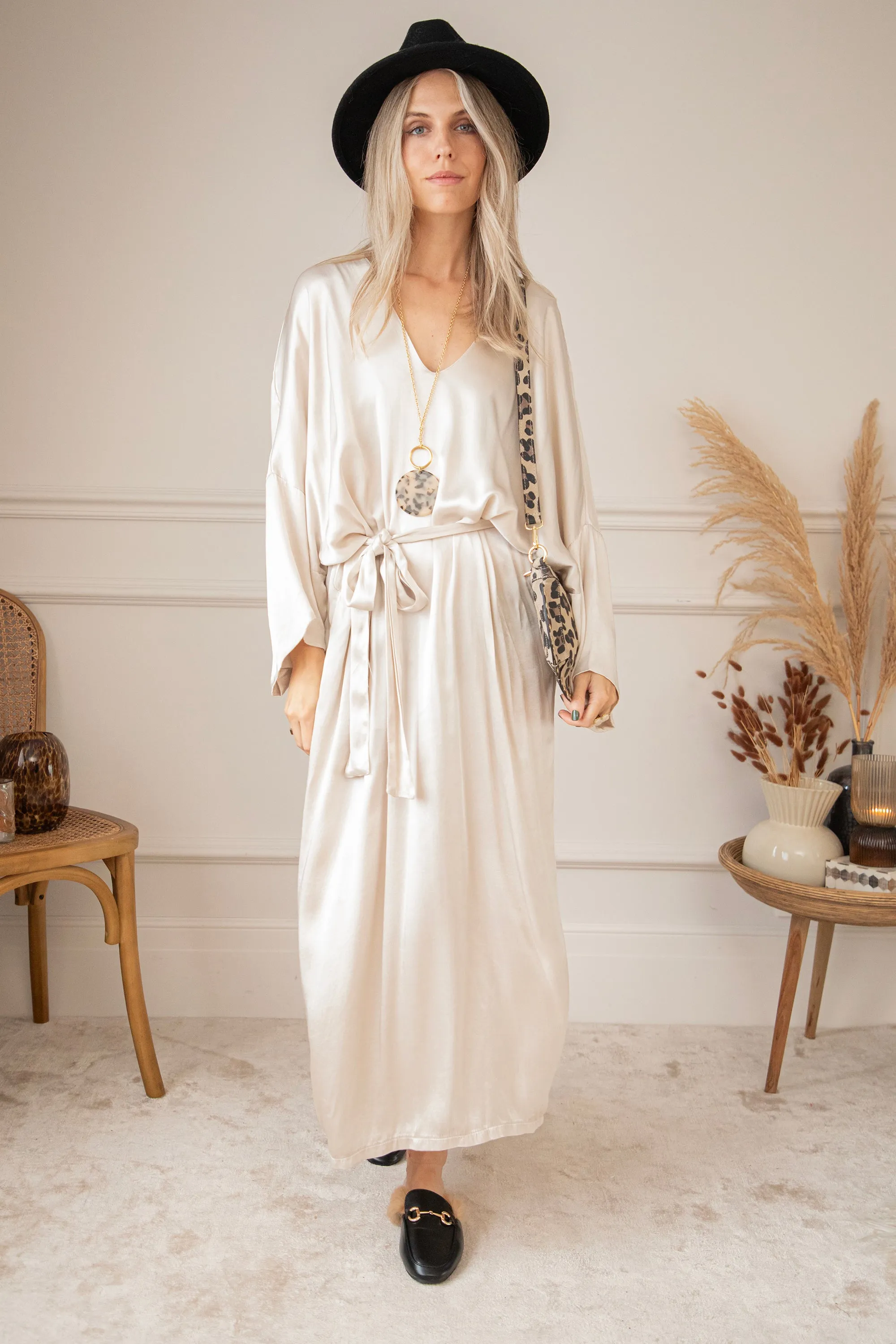 Silky Moments Beige - Maxi Jurk