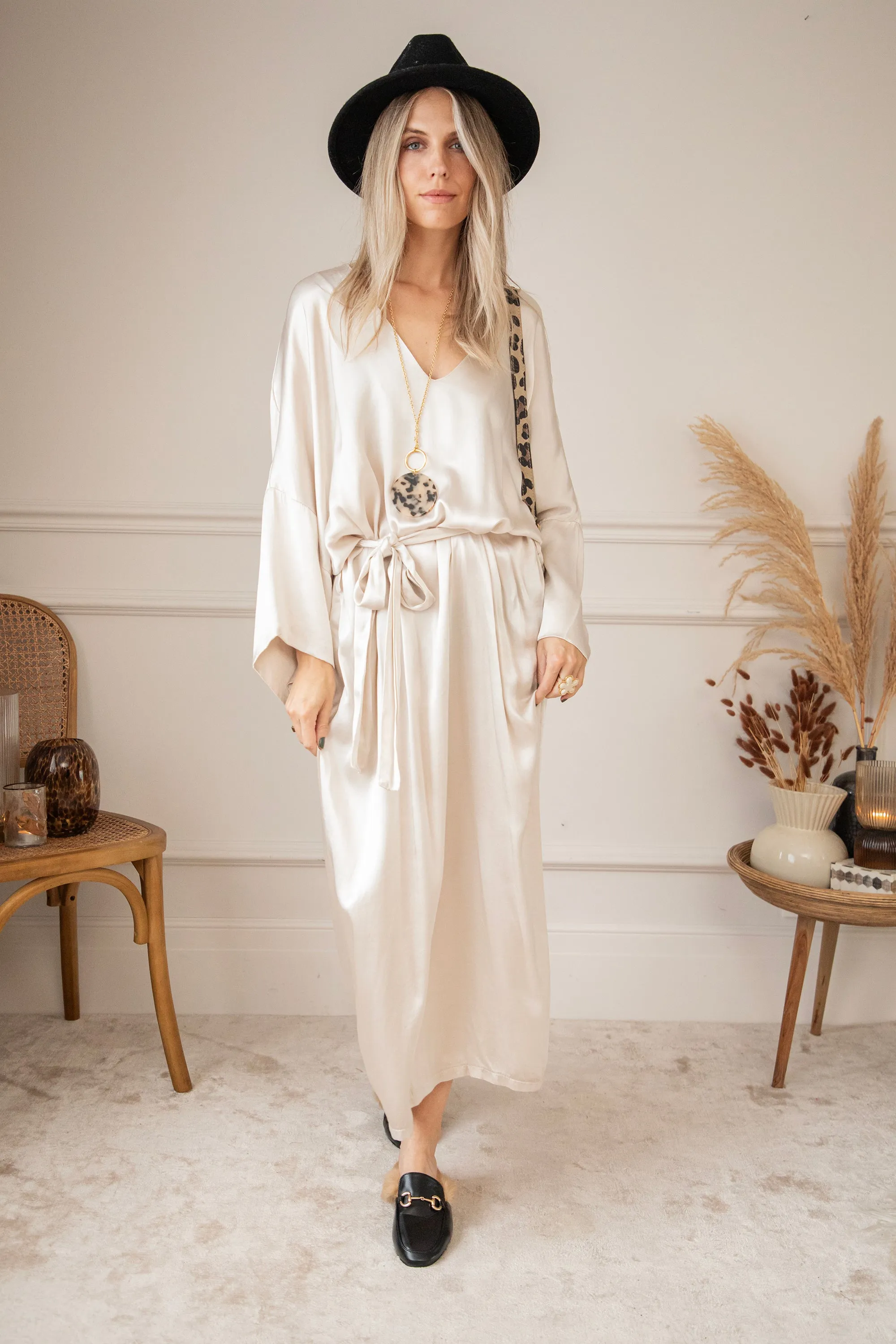 Silky Moments Beige - Maxi Jurk