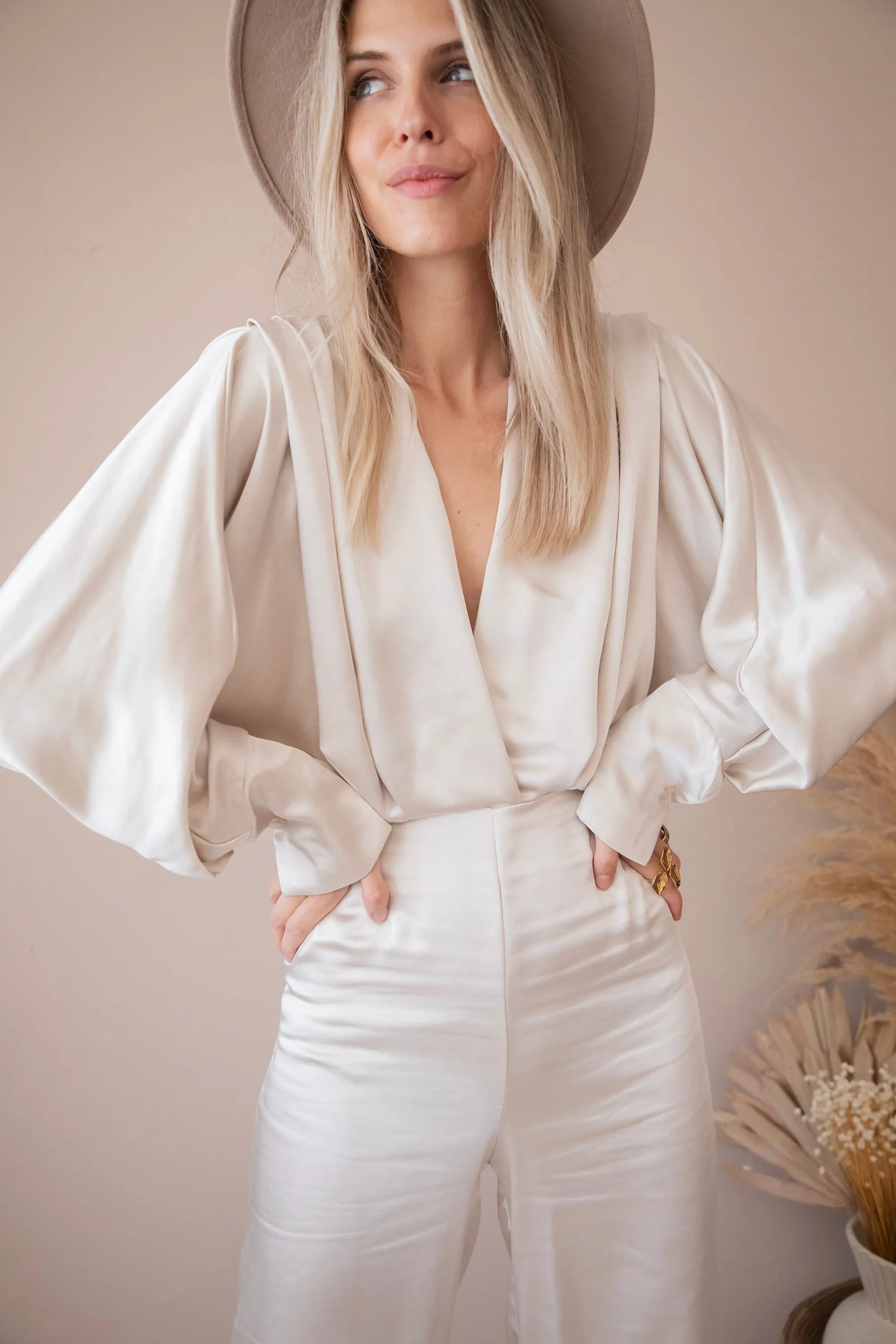 Silky Sue Beige - Jumpsuit
