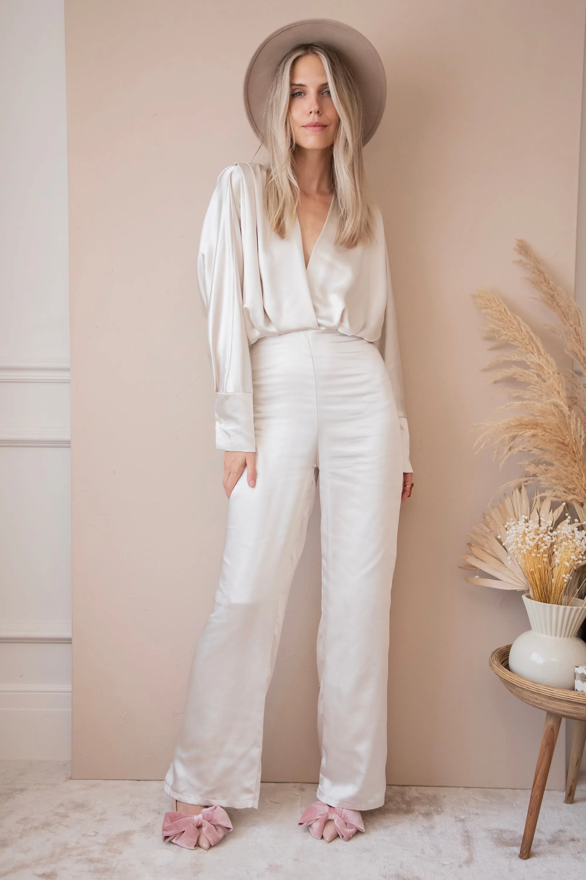 Silky Sue Beige - Jumpsuit
