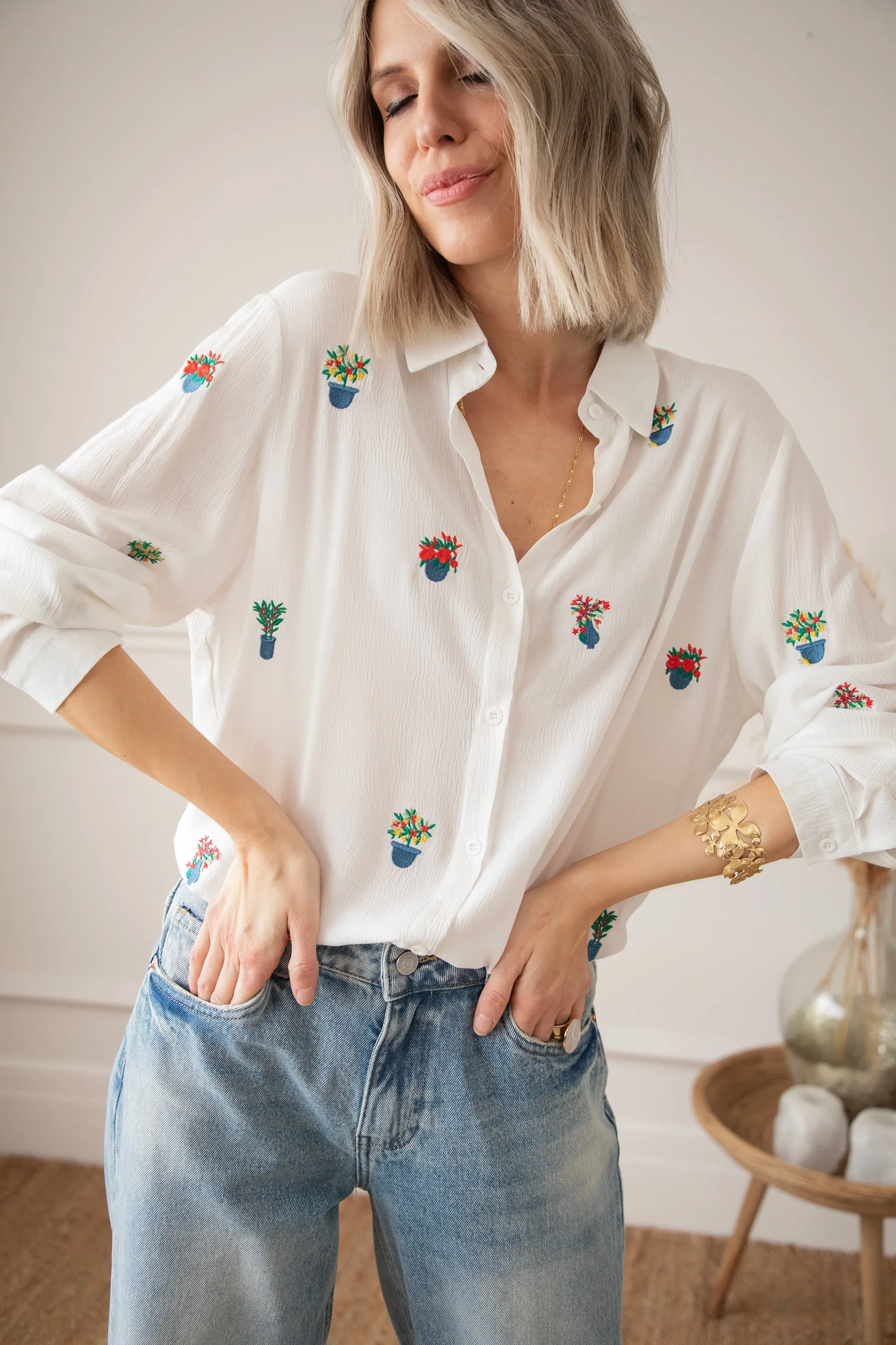 Surrounded By Plants White - Blouse