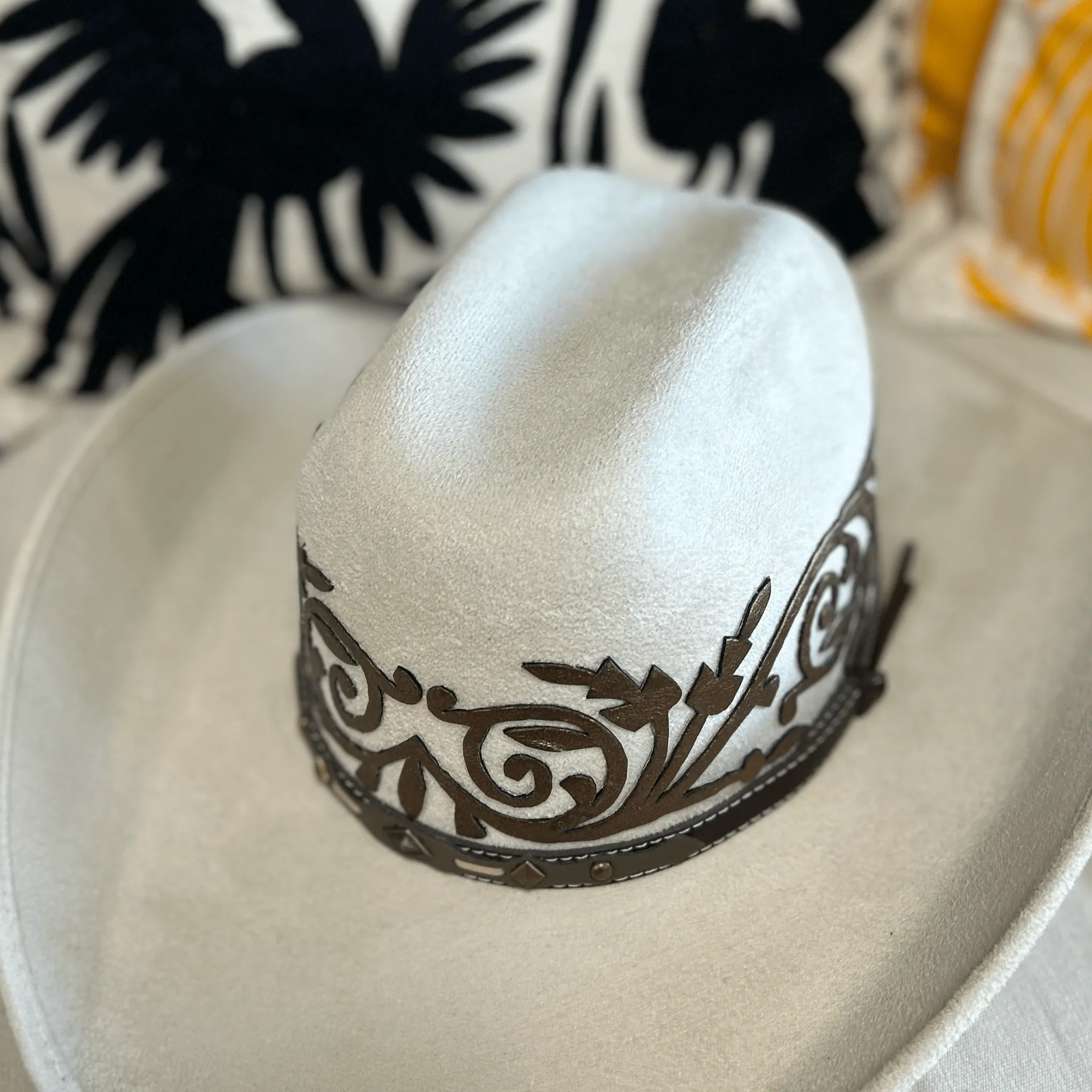 Tamaulipeca Western Suede Hat - Bolona Style Leather Detail