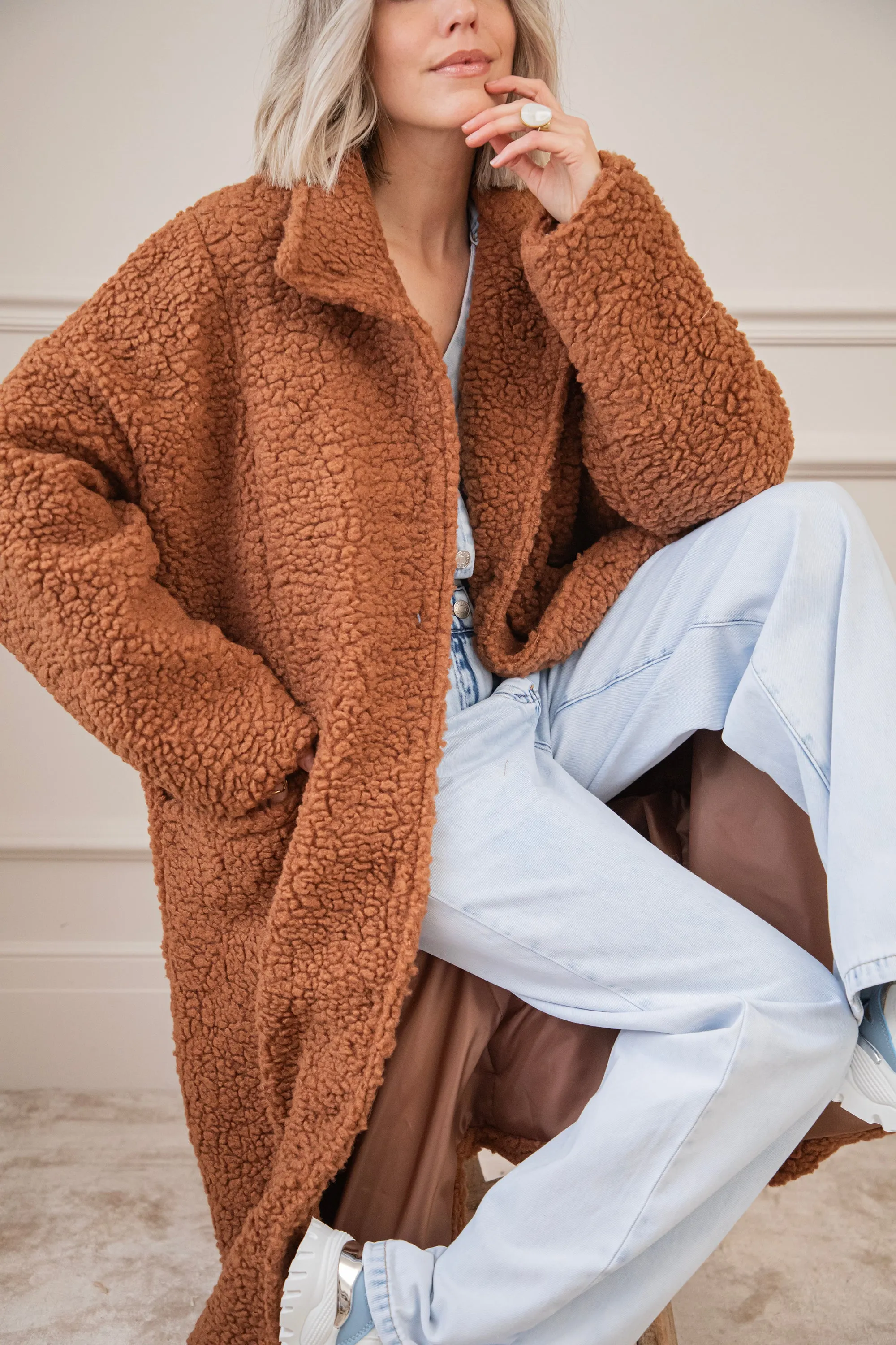 Ted Lauren Brown - Jas