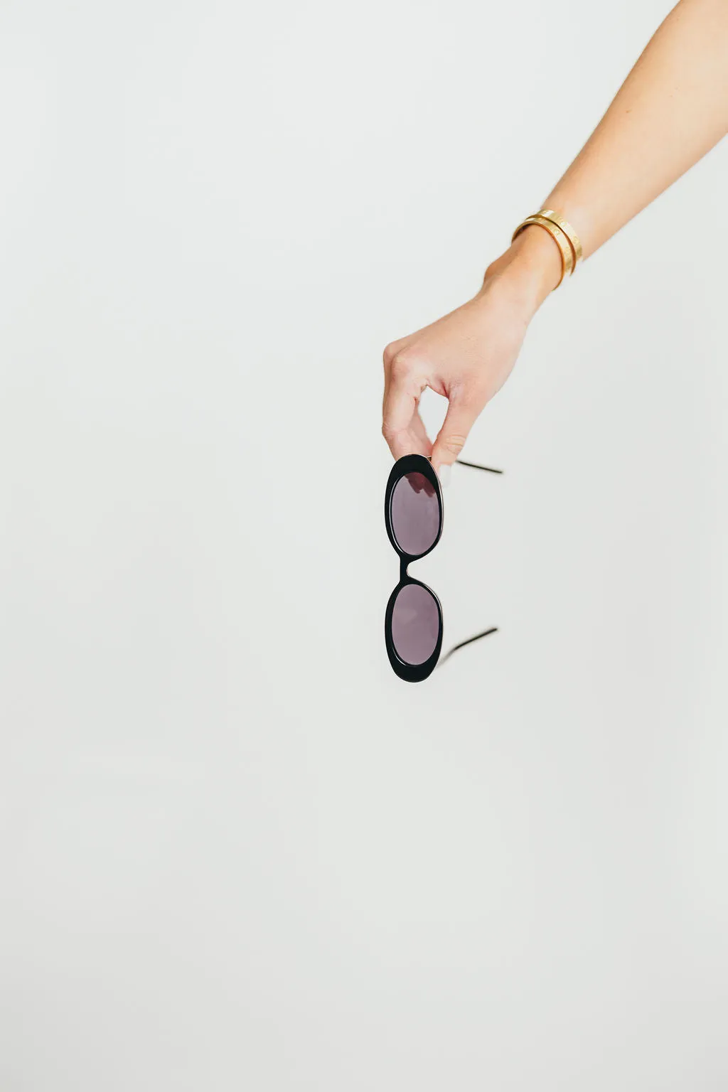The Carter Sunglasses in Black