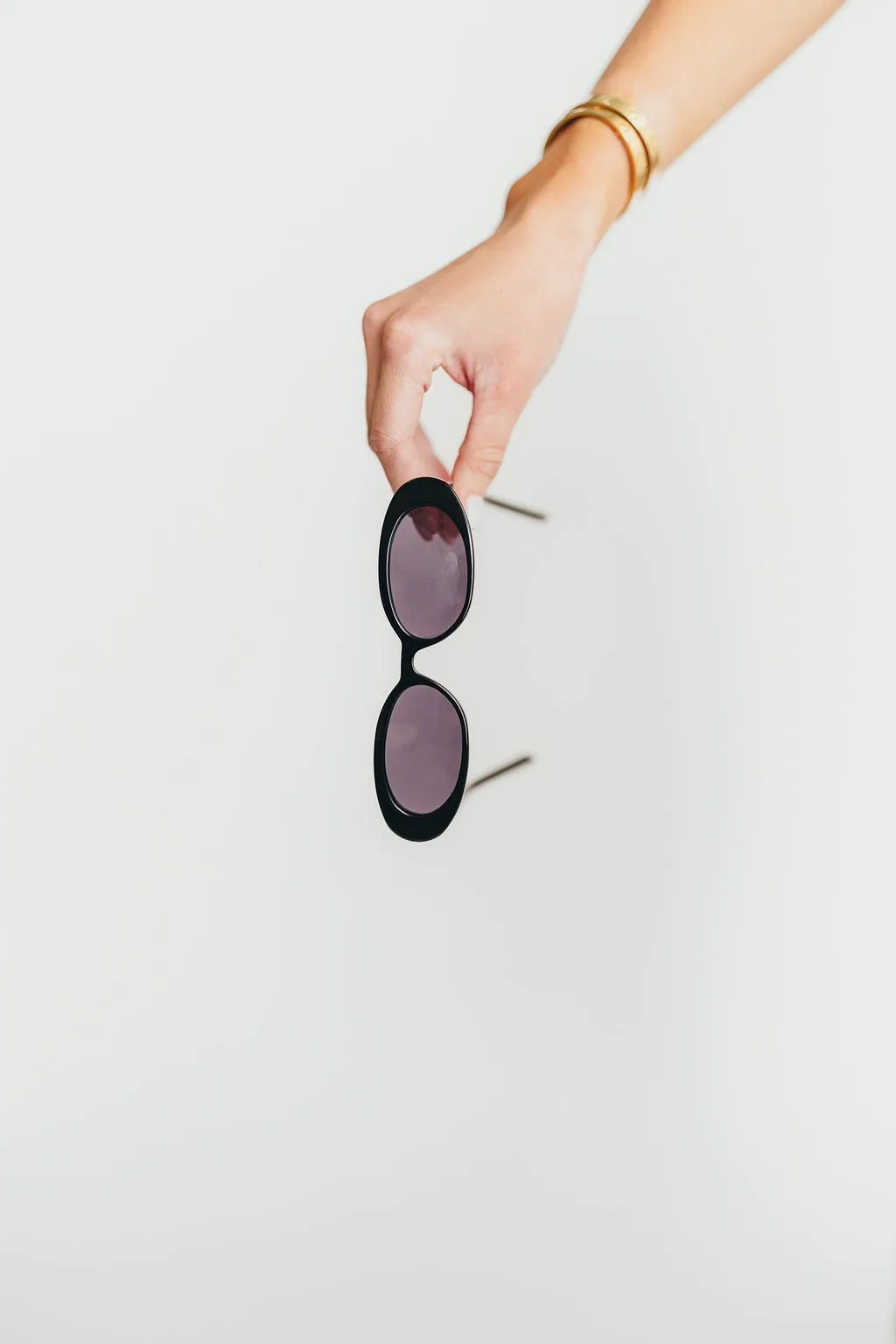 The Carter Sunglasses in Black