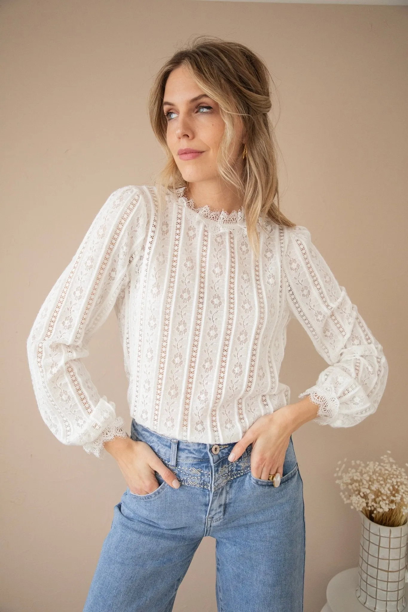 The Elegance Of Lace White - Blouse