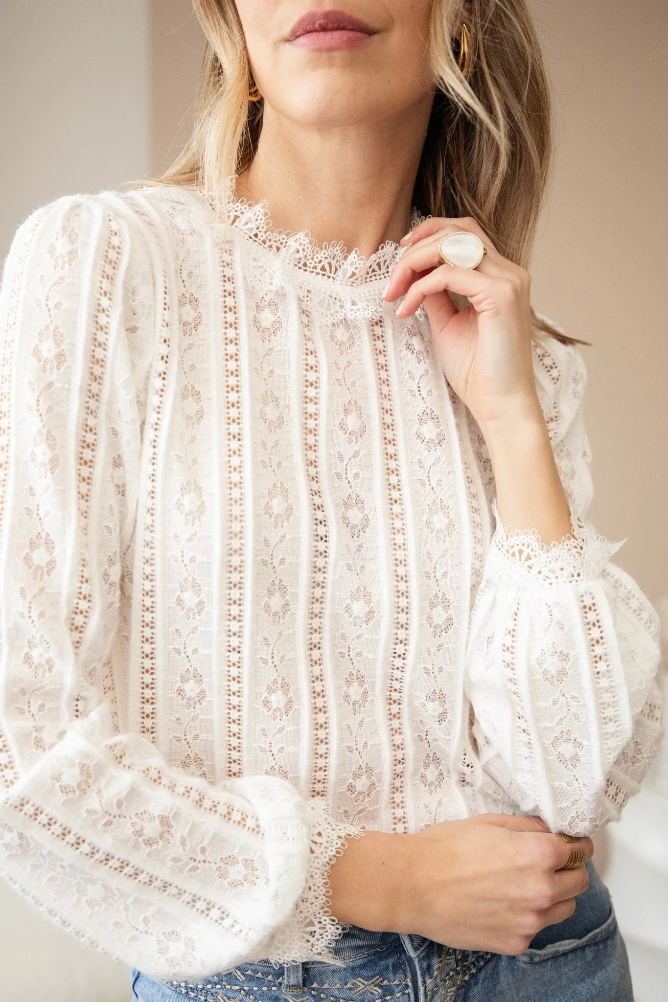 The Elegance Of Lace White - Blouse