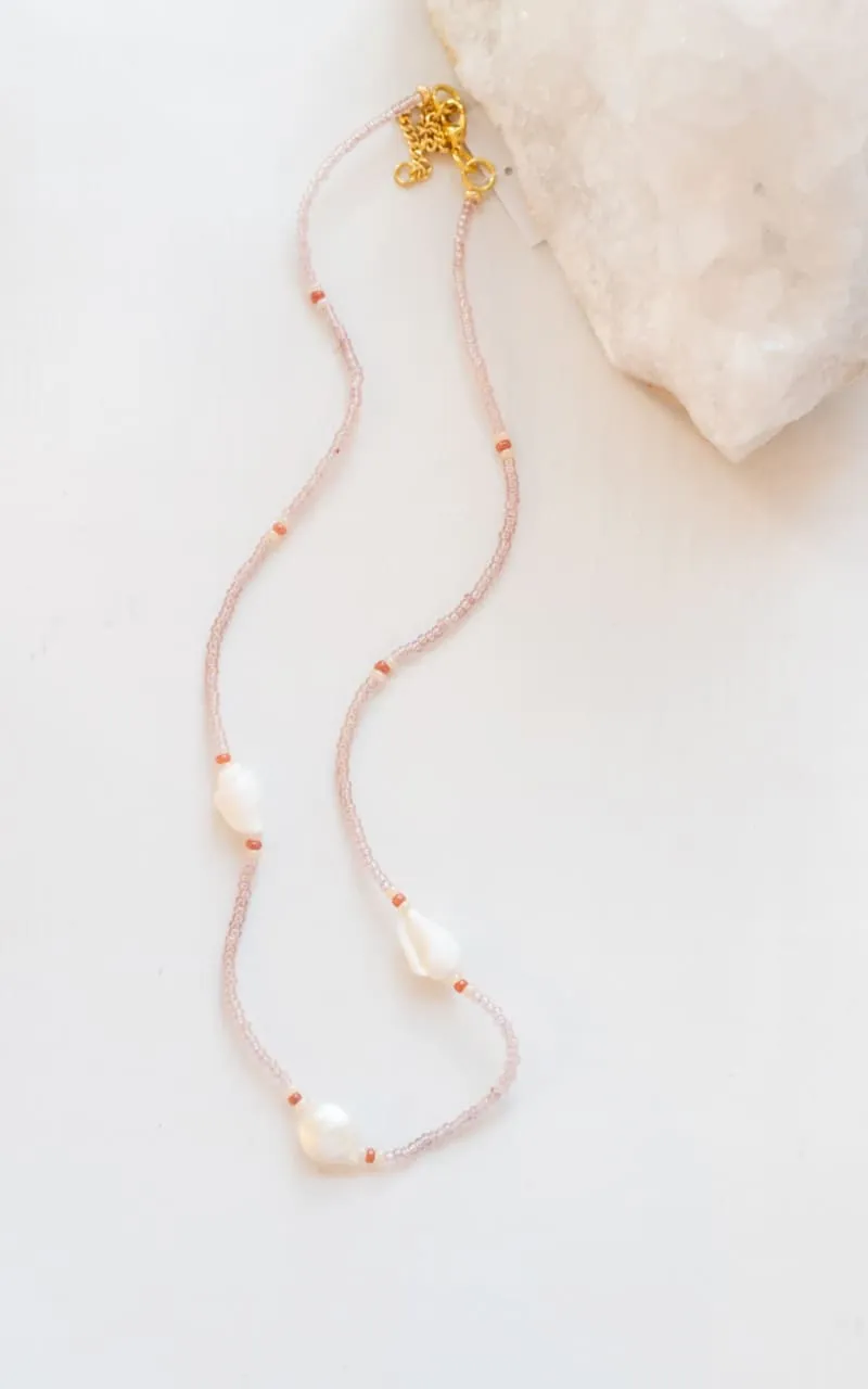 Twisted Baubles- Pearl Puka Shell Necklace