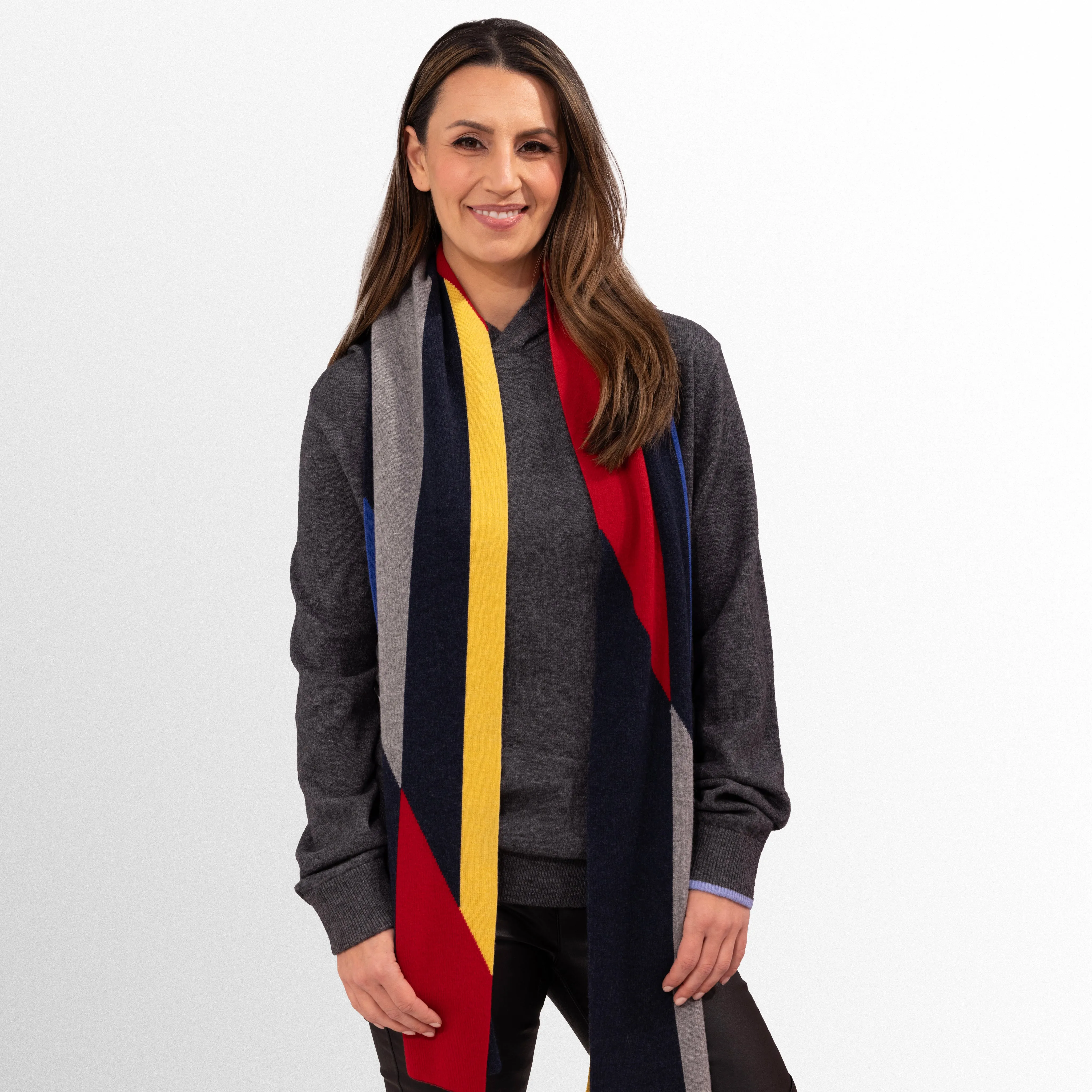 V-Series Bold Rhombus Scarf