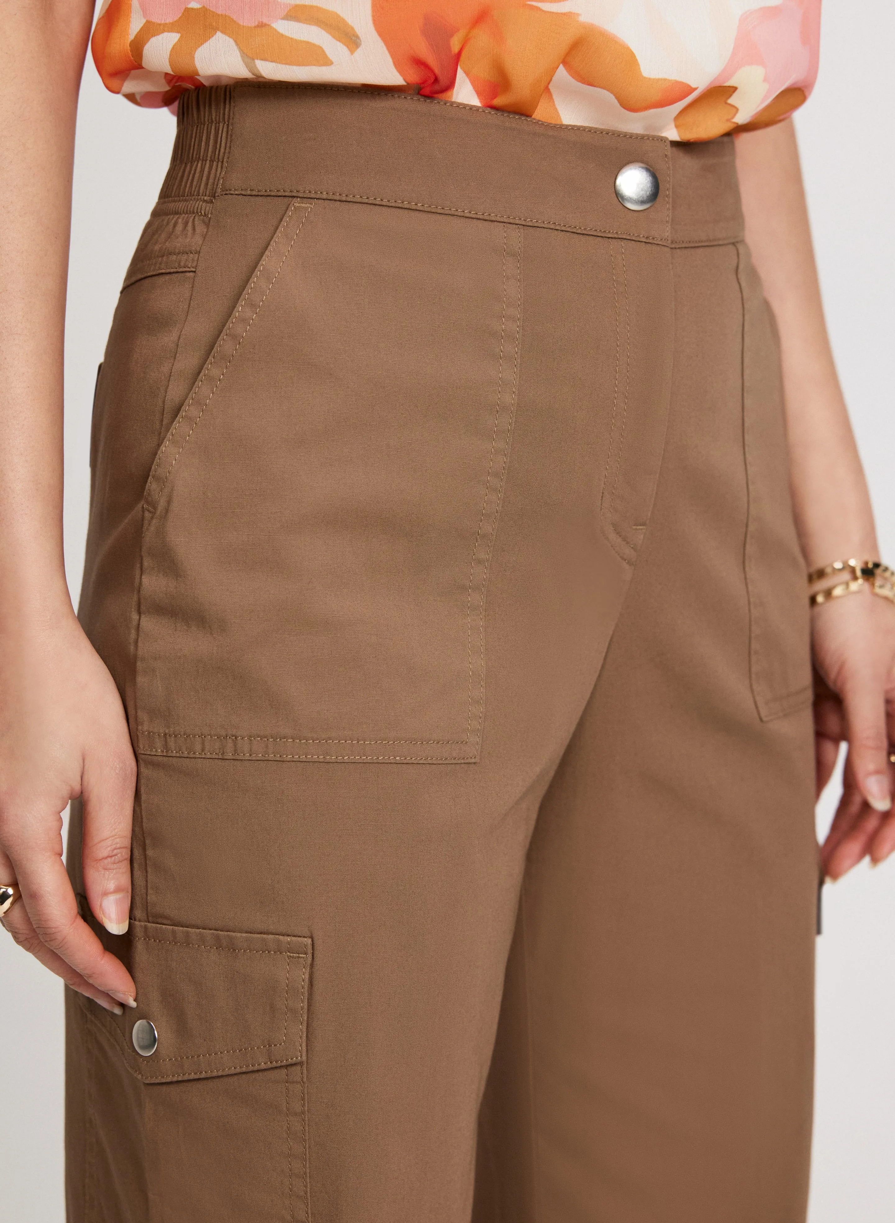 Wide Leg Cargo Pants