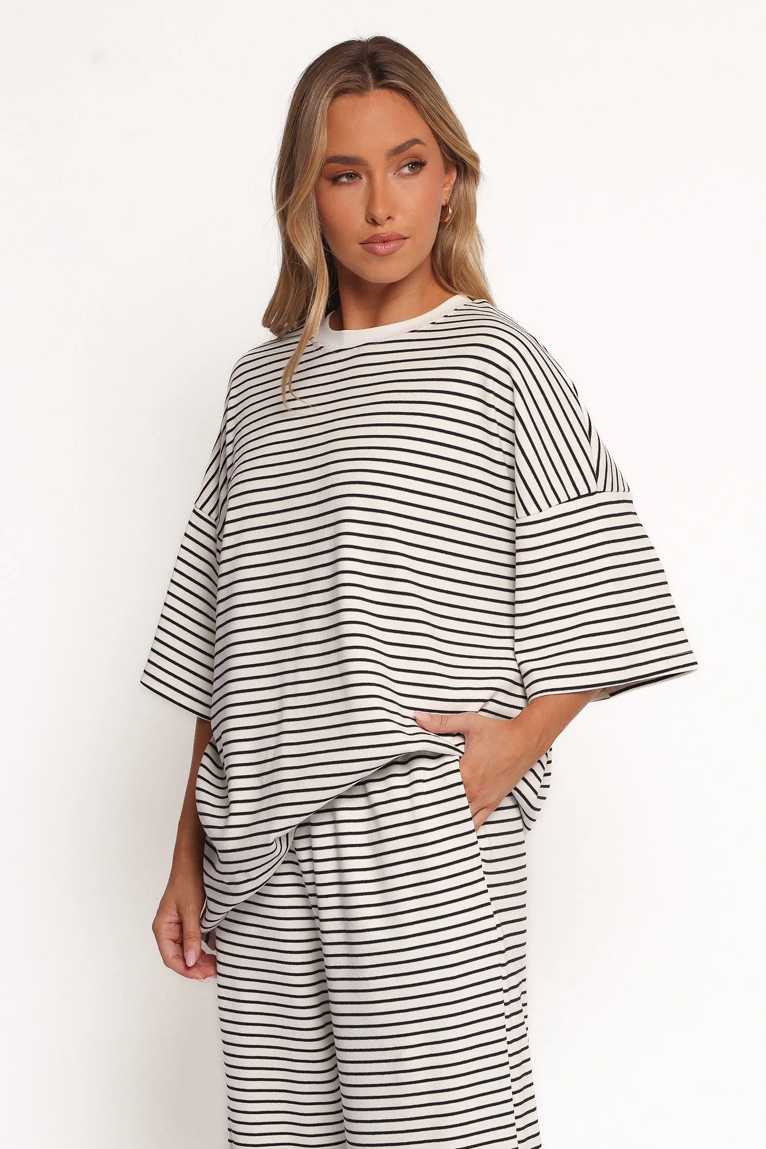 Wilda Oversized Tee - White Black Stripe