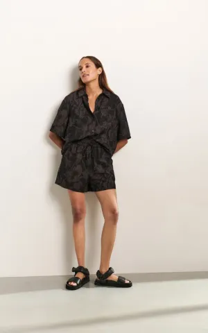 Yaya- Printed Short Sleeve Blouse in Washed Black