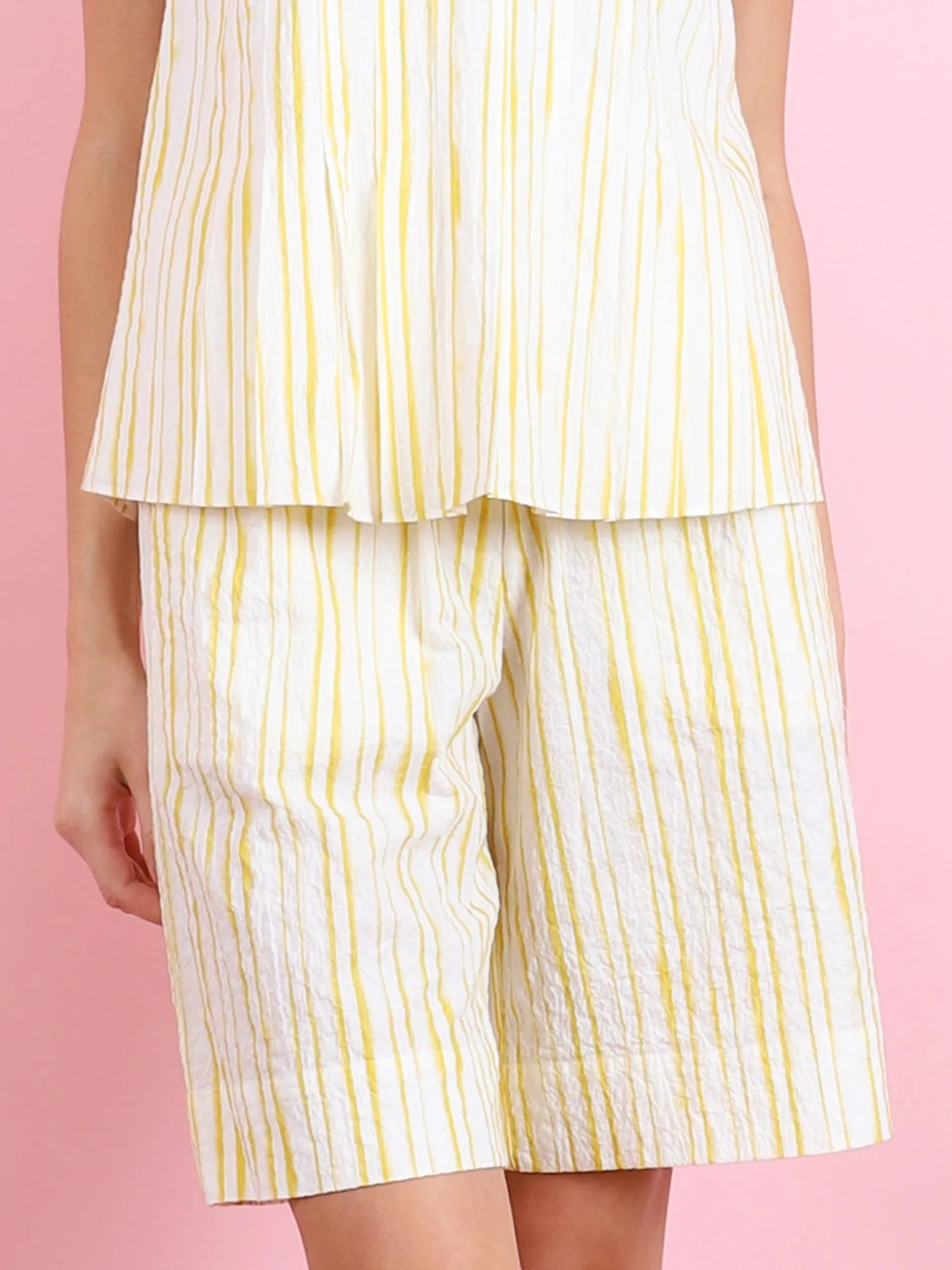 YELLOW STRIPE SHORTS