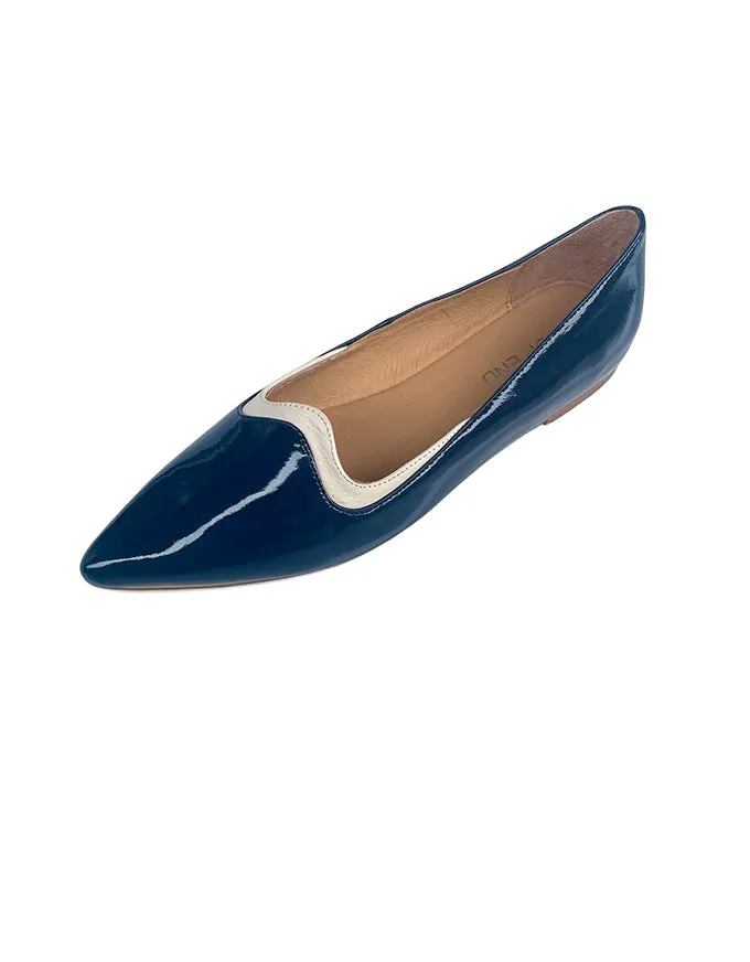 Yibbie Navy/Milk Patent Leather Flats