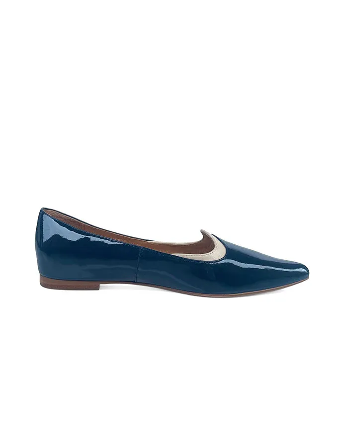 Yibbie Navy/Milk Patent Leather Flats